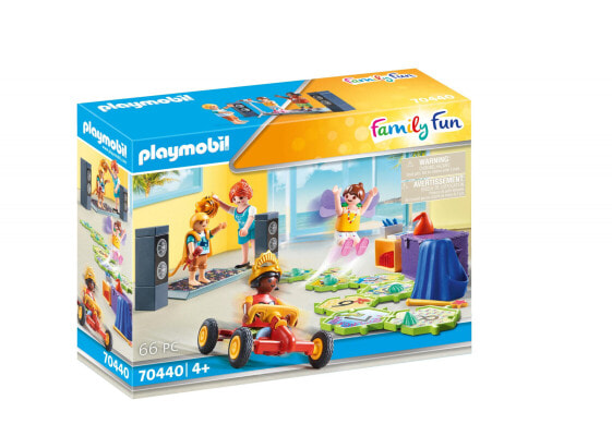 Игровой набор с элементами конструктора Playmobil FamilyFun Детский клуб,70440