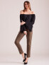 Фото #13 товара Женская блузка с открытыми плечами и расклешенными объемными рукавами черная Factory Price