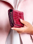 Фото #3 товара Женский кошелек кожаный с тиснением под крокодила красный заводская цена