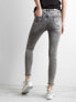 Фото #3 товара Женские джинсы скинни рваные со средней посадкой укороченные Factory Price