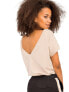 Фото #1 товара Женская футболка с V-образным вырезом на спине Factory Price