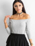 Фото #2 товара Женская блузка приталенного кроя с рукавом 3/4 и открытыми плечами серая Factory Price