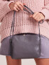 Фото #2 товара Женская кожаная сумка  Factory Price логотип, подкладка, длинная ручка, два отделения на  молнии.